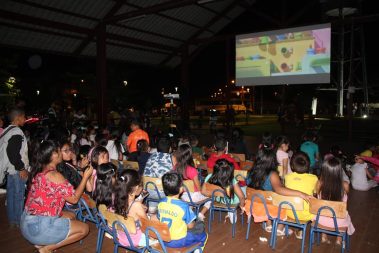 Cine al aire libre 'La Gratis' llegó al Parque Ecológico de Coronel Marcelino Maridueña