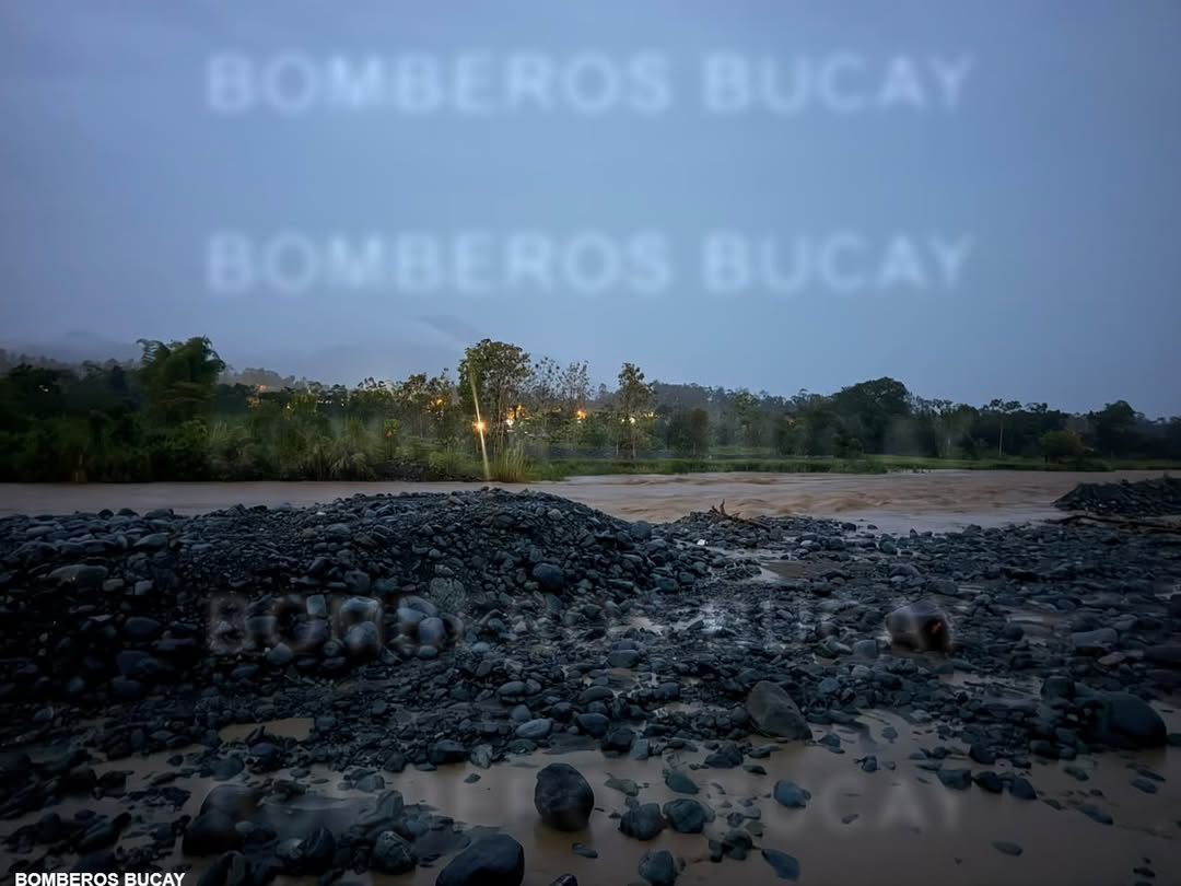 Cuerpo de Bomberos de Bucay monitorea ríos y exige cero alcohol en temporada de lluvias