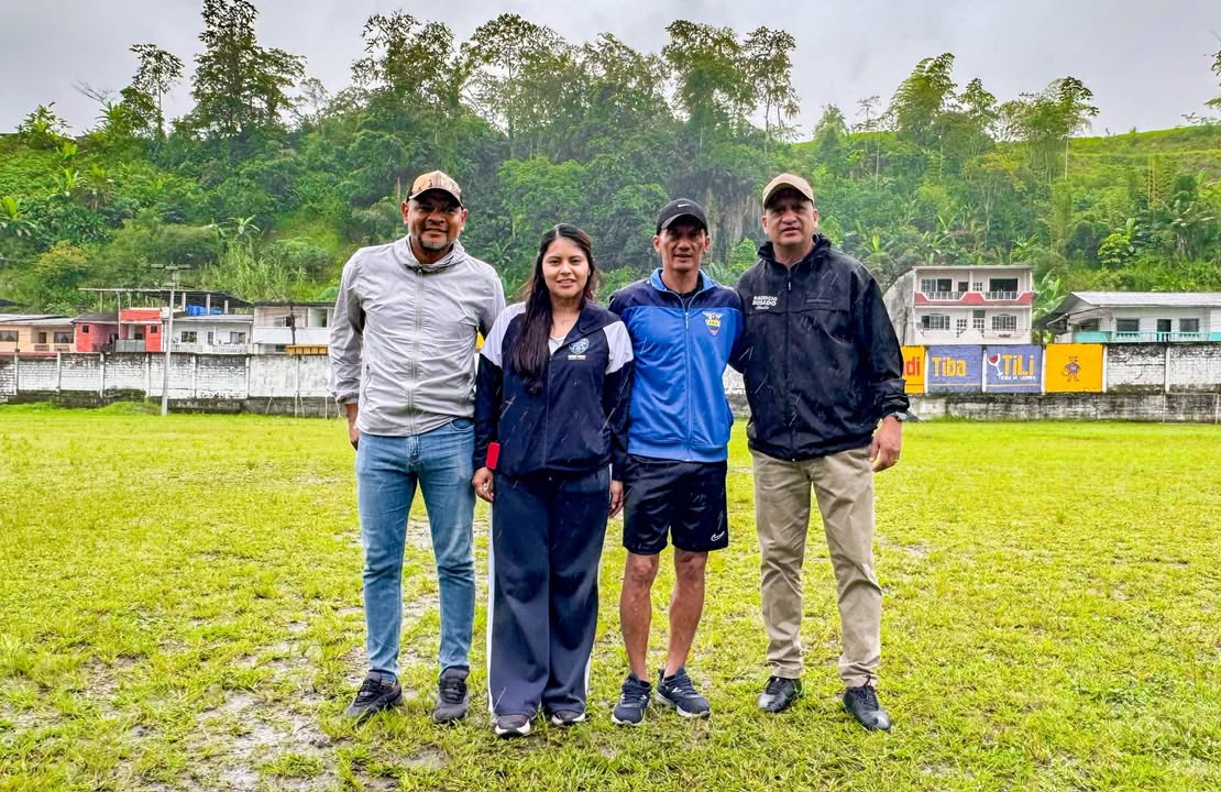 Inauguran el tradicional campeonato de fútbol en Bucay con apoyo municipal