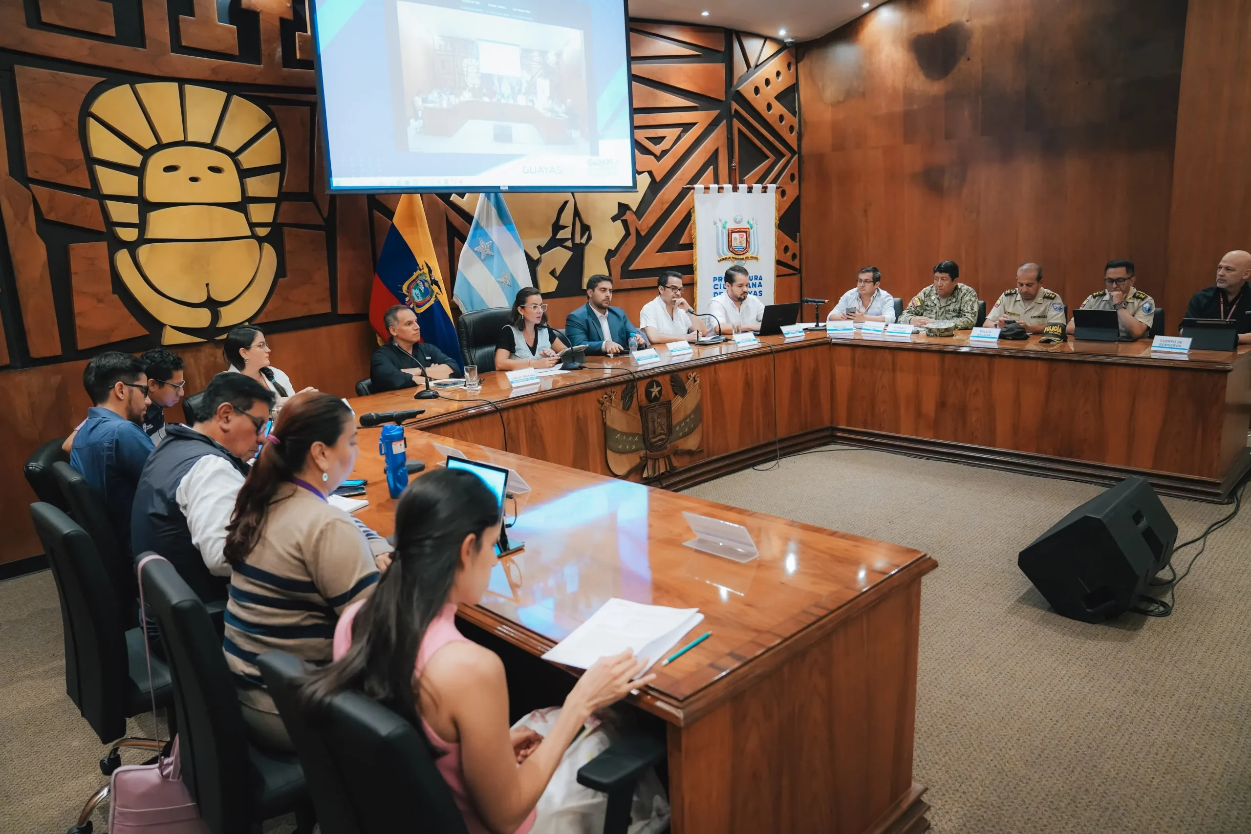 COE del Guayas en alerta naranja por sequía; exige a CNEL horarios claros de cortes